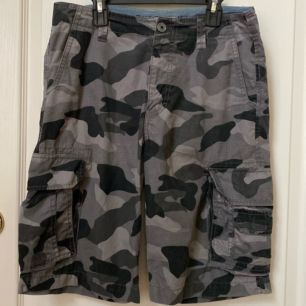 Camouflage cargo shorts